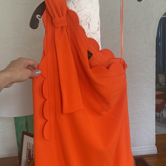 NWOT Victoria Beckham for Target. Size XS Orange scalloped edge mini dress - Picture 5 of 5